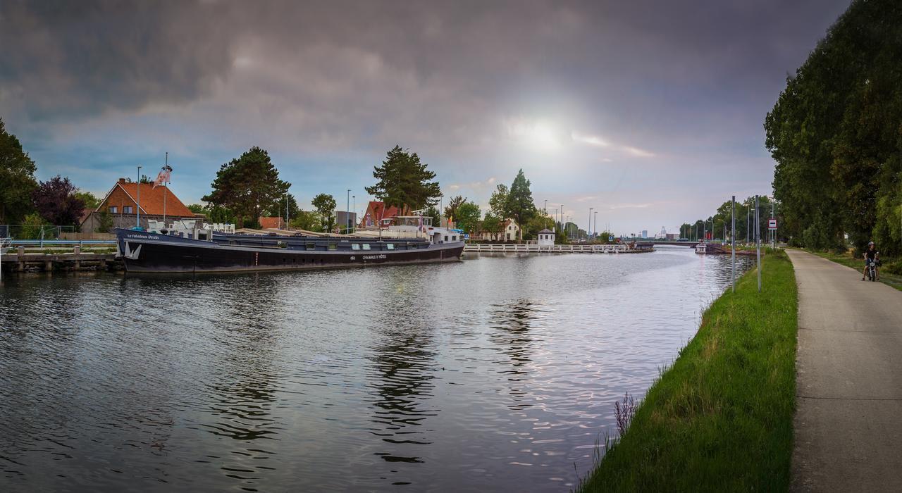 B&B Droomboot Уденбург Экстерьер фото
